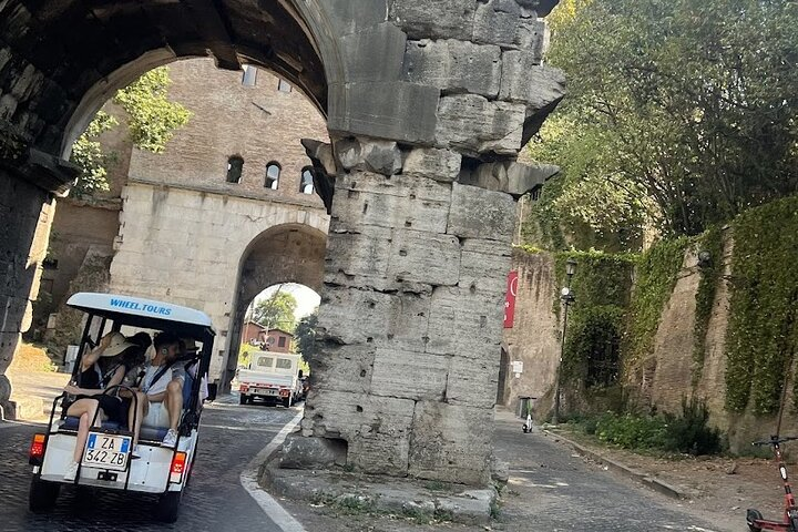 Rome Catacomb & Appian Way Small-Group Tour by Golf Cart - Photo 1 of 5