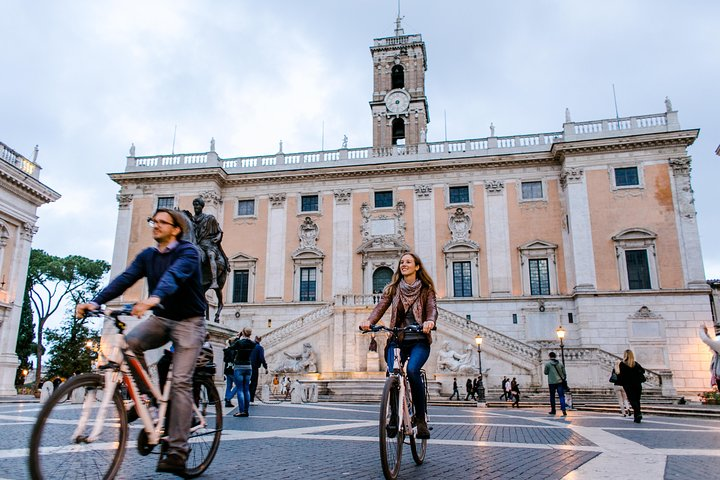 Rome City E-Bike Tour in Small Groups - Photo 1 of 9