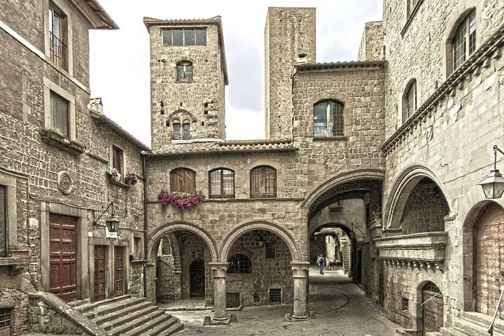 ROME LUXURY TOUR: Viterbo Private tour from Rome - Photo 1 of 6