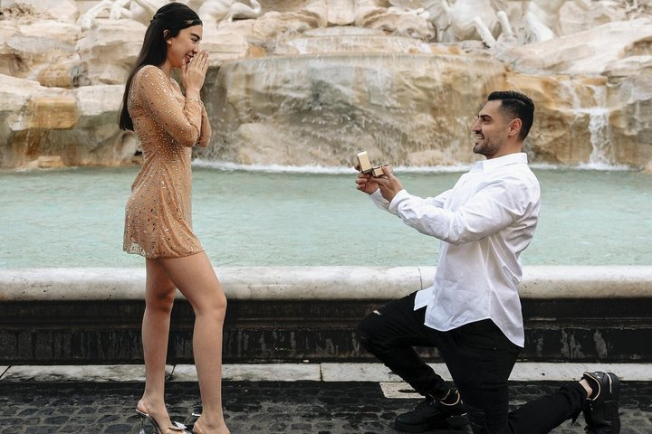 Rome: Your Own Private Photoshoot at the Trevi Fountain - Photo 1 of 12