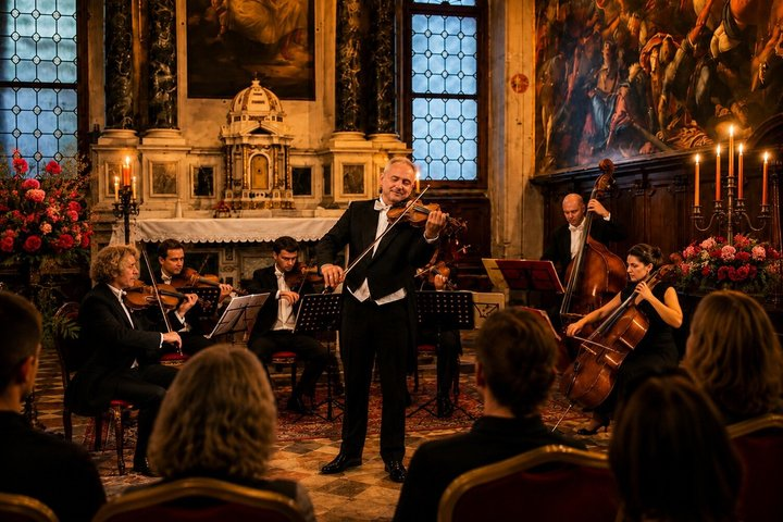 Casanova Opera Concert in San Marco Square - Photo 1 of 7