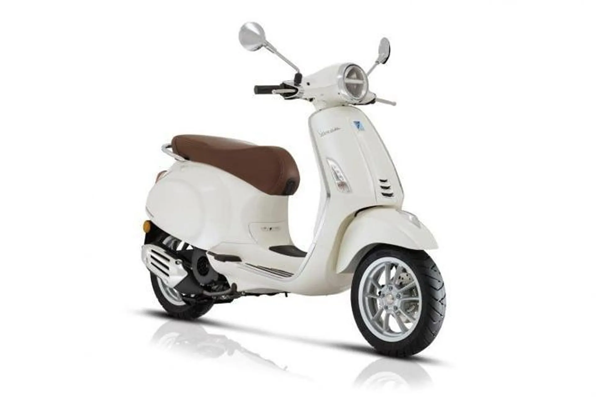 Scooter Rental Vespa Primavera 125cc from Sorrento in Sorrento