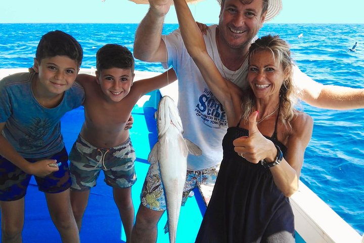 Fishing Experience in Capri from Sorrento with Lunch Onboard  - Photo 1 of 9