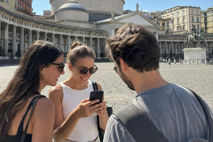 Naples Self-Guided Detective Murder Mystery Game - Photo 1 of 6
