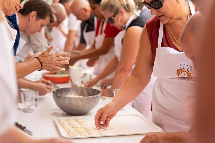 Share your Pasta Love: Small group Pasta and Tiramisu class in Policoro - Photo 1 of 6