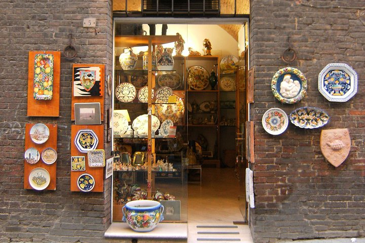 Shop Windows