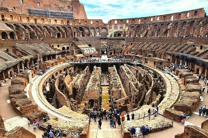 Rome: Colosseum Guided Tour with Roman Forum and Palatine Hill - Photo 1 of 11