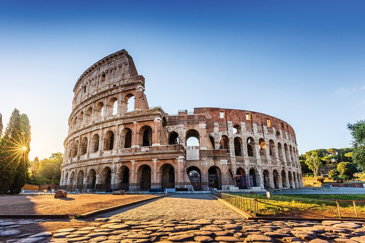 Rome: Colosseum, Roman Forum and Palatine Hill Guided Tour - Photo 1 of 25
