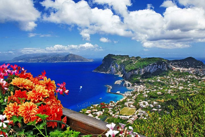 CAPRI ISLAND