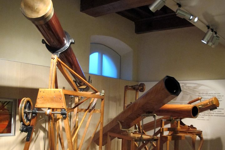 Small-Group Guided Tour of Galileo's Museum in Florence Pelago