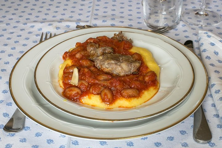 Small Group Market tour and Dining Experience at a Cesarina's home in Padua - Photo 1 of 3