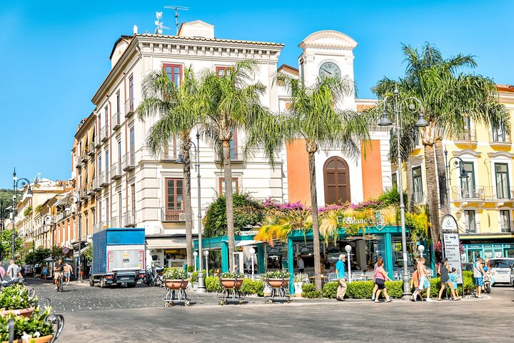 Sorrento Food & Walking Tour:Citrus Groves,Street Food & Spritz - Photo 1 of 6