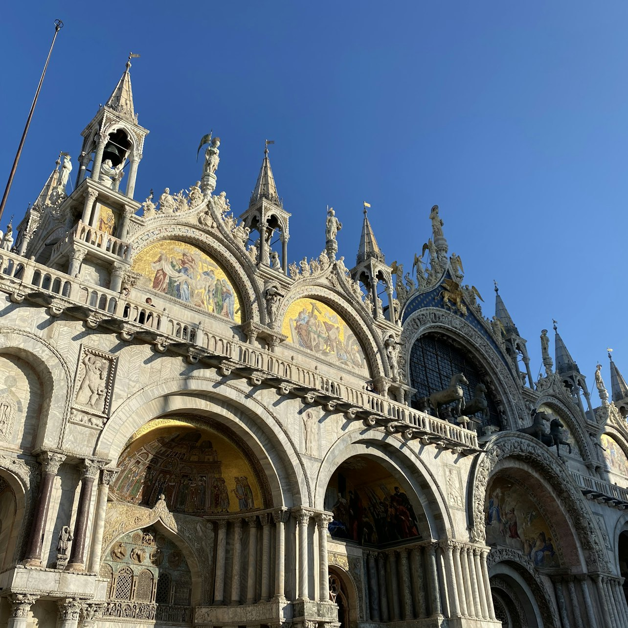 St. Mark’s Basilica: Skip The Line Entry Ticket with Terrace + Pala D’Oro Access - Photo 1 of 6