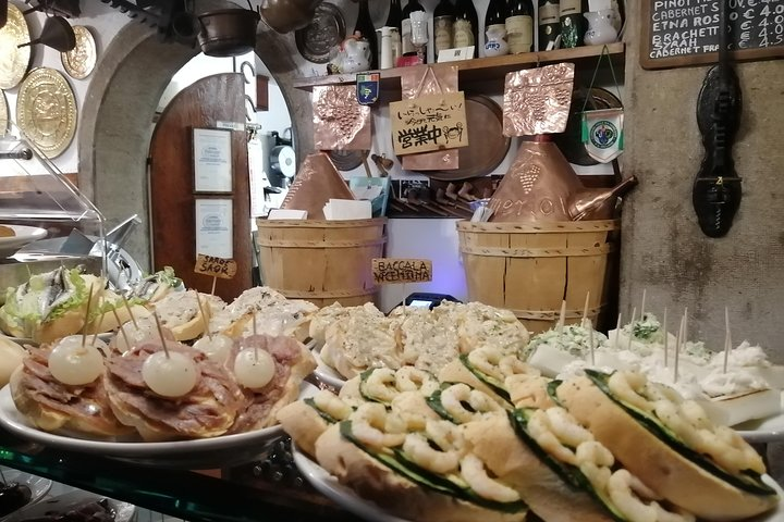2.5 Hour Street Food Tour of Venice - Photo 1 of 7