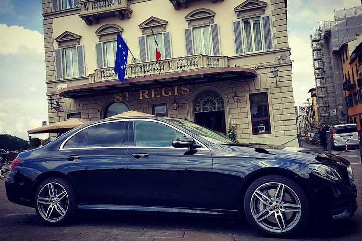 Hire a driver in Florence Limo service English speaking driver - Photo 1 of 14
