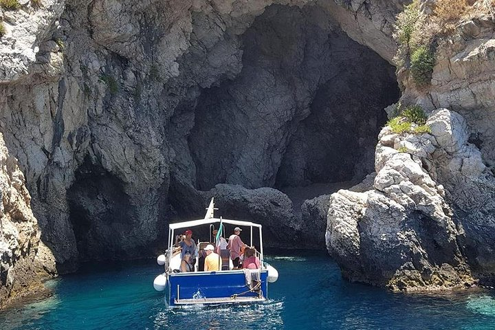 Blu grotto tour