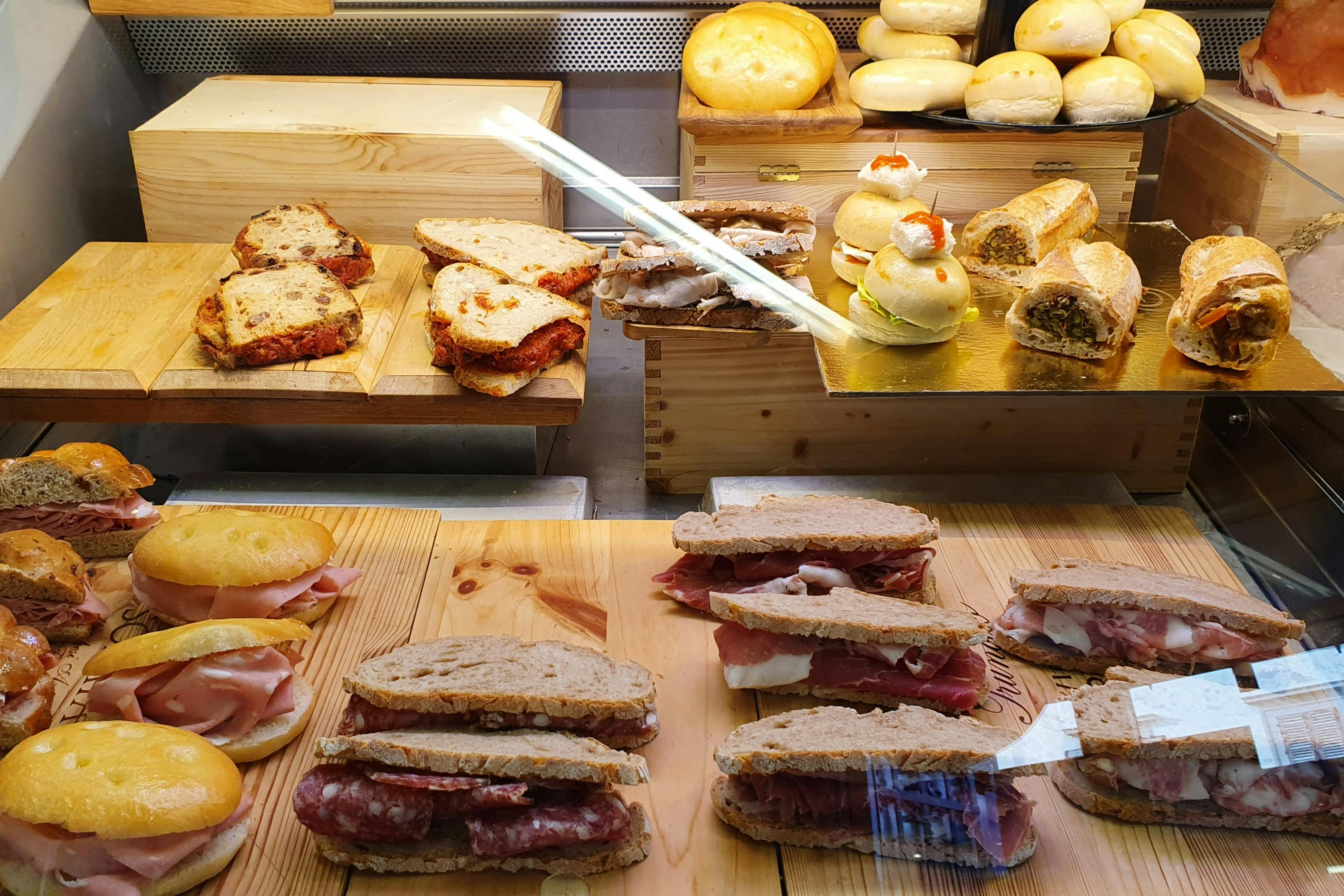Florence: Guided Food Tour + Tastings + All’Antico Vinaio Skip The Line Access - Photo 1 of 7