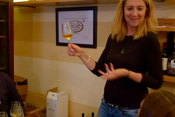 tasting and walk among the vineyards of the Cinque Terre - Photo 1 of 5