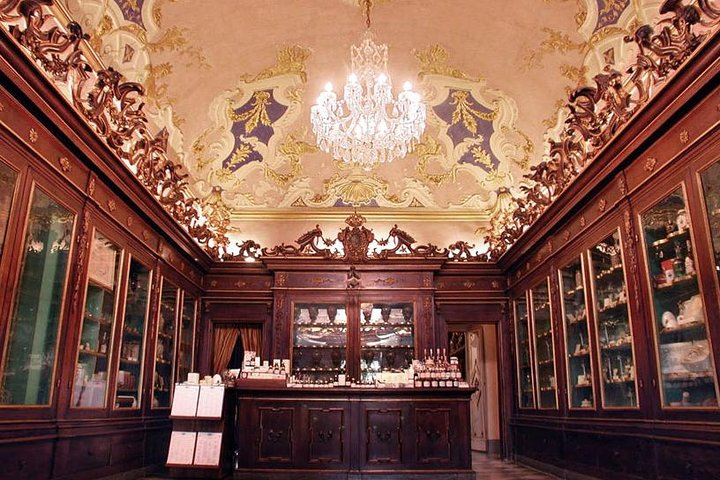  Florentine perfume shop