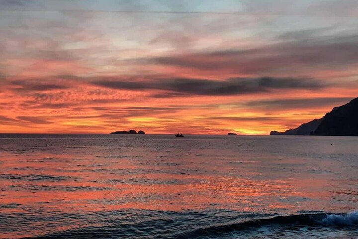 Sunset Tour by Jolly Boat Positano