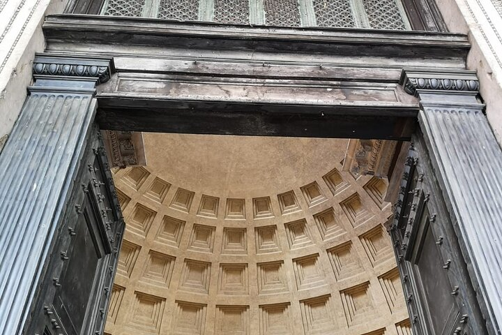 Pantheon: The Iconic Ancient Roman Temple - Semi-Private Tour - Photo 1 of 6