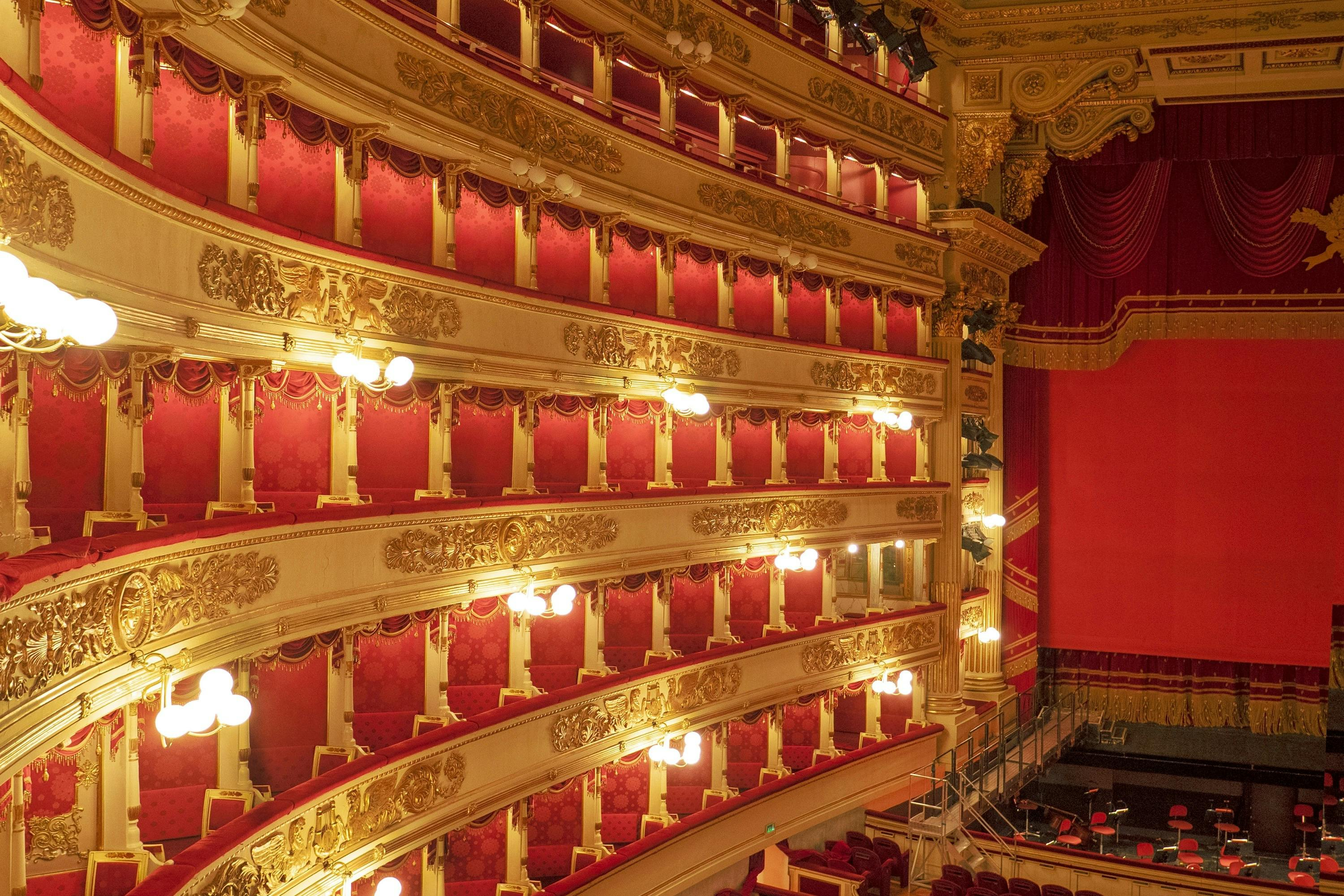 ミラノ の Teatro alla Scala: Skip The Line Ticket + Guided Tour