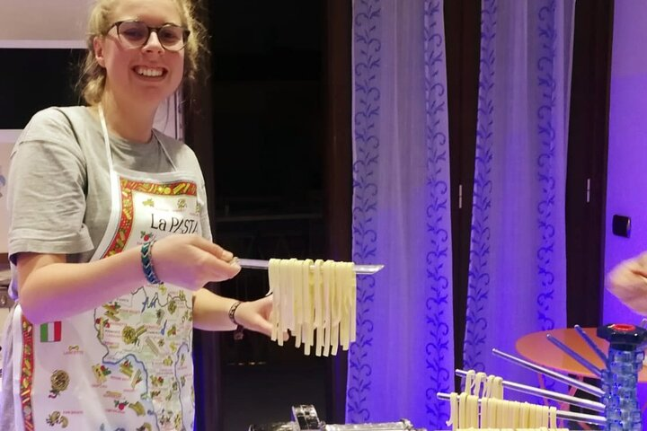 The Ultimate Neapolitan Cooking Class with Local  - Photo 1 of 9