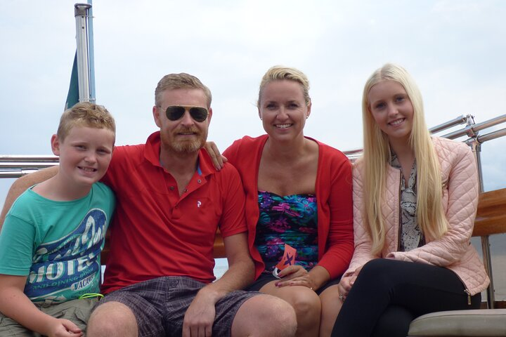 Isola Bella and Pescatori boat trip by C.M.A by Stresatours.com