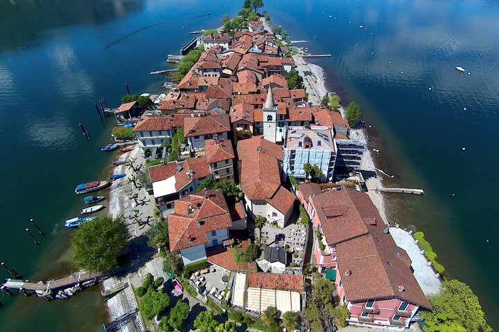 Isola Superiore dei Pescatori by C.M.A. by Stresatours.com