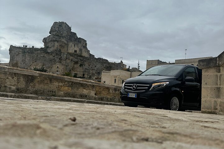 Panoramic and relaxing tour by Minivan: Stones and Murgia  - Photo 1 of 3