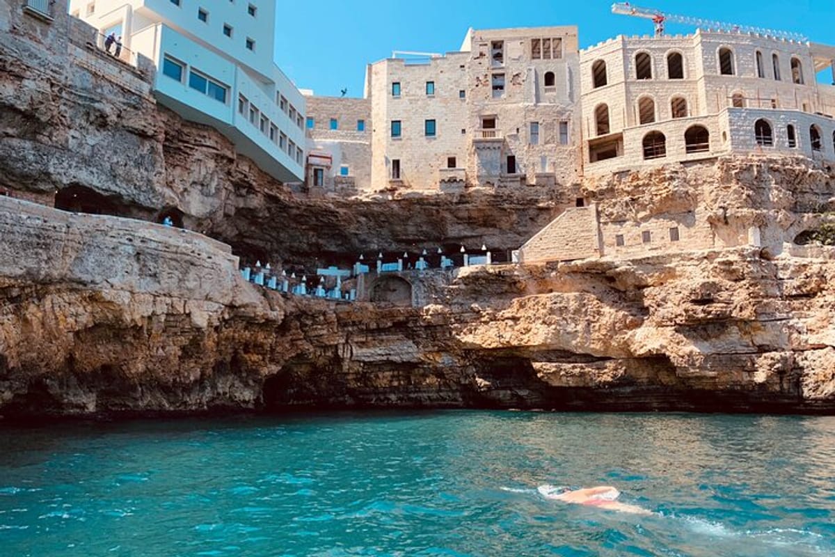 From Bari and Polignano to Sea-Cave Tour Between Land and Sea in Bari |  Pelago, image size:1200x800