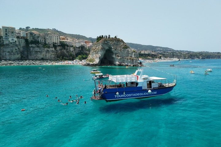 Tour of the Costa degli Dei by boat, 3 hours with aperitif included - Photo 1 of 25