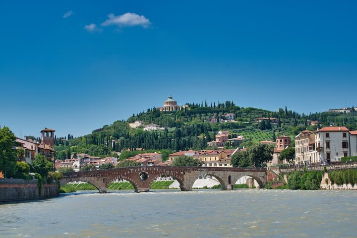 Touristic highlights of Verona on a Private half day tour with a local - Photo 1 of 13
