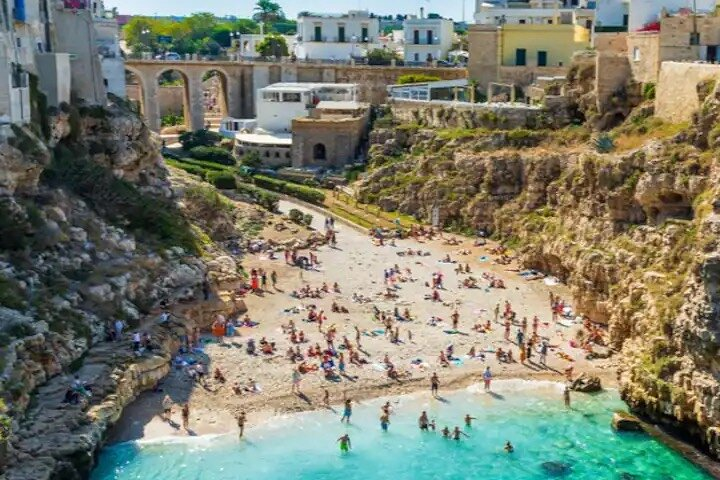 Town of Puglia Private Day Tour - Photo 1 of 7