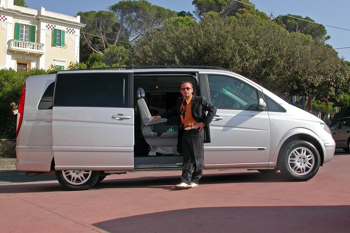 sicily transfes with van 7 pax