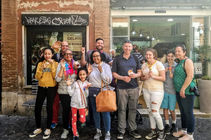 Trastevere Street Food Tour: Taste Rome's Most Typical Quarter - Photo 1 of 7