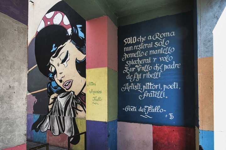 Trullo Photo Tour: popular art and poetry on the walls of a neighborhood - Photo 1 of 7