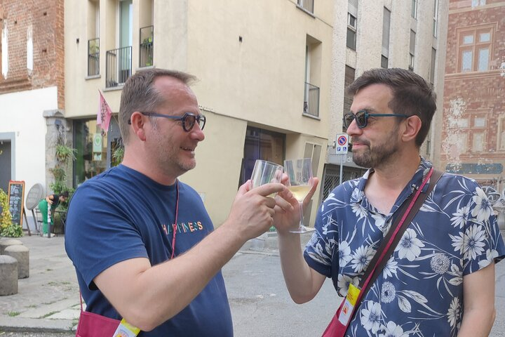 Discover Turin between hidden corners and local wine - Photo 1 of 11