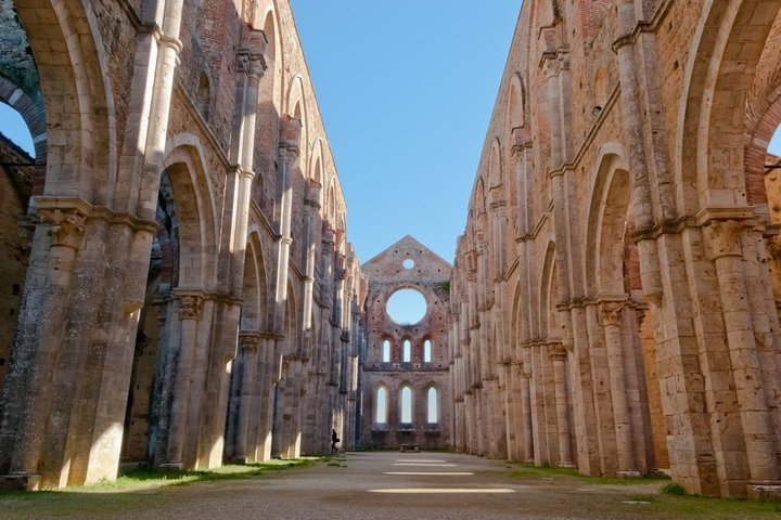 Tuscany's hidden gems: San Gimignano, Volterra, St Galgano Abbey - Photo 1 of 15