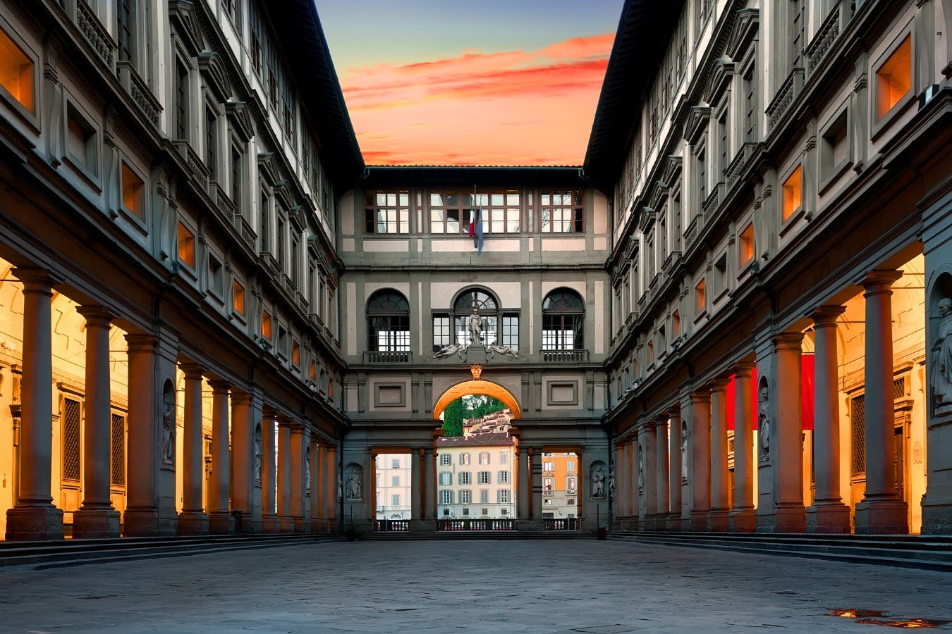Uffizi Gallery: Guided Tour - Photo 1 of 3