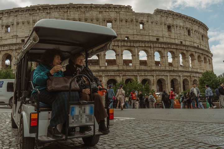 Rome Grand Tour by Golf Cart 4 hours - Photo 1 of 7