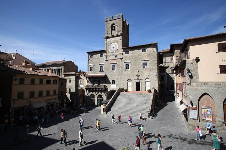 Cortona Main square