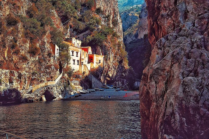 AmalfiCoast half day trip by boat with aperitif - Photo 1 of 14