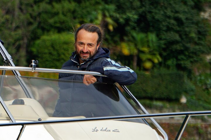 Walter is a very experienced sailor and diver. He was born on Lake Como in Moltrasio, a small wonderful village on the left bank of our beloved lake. 