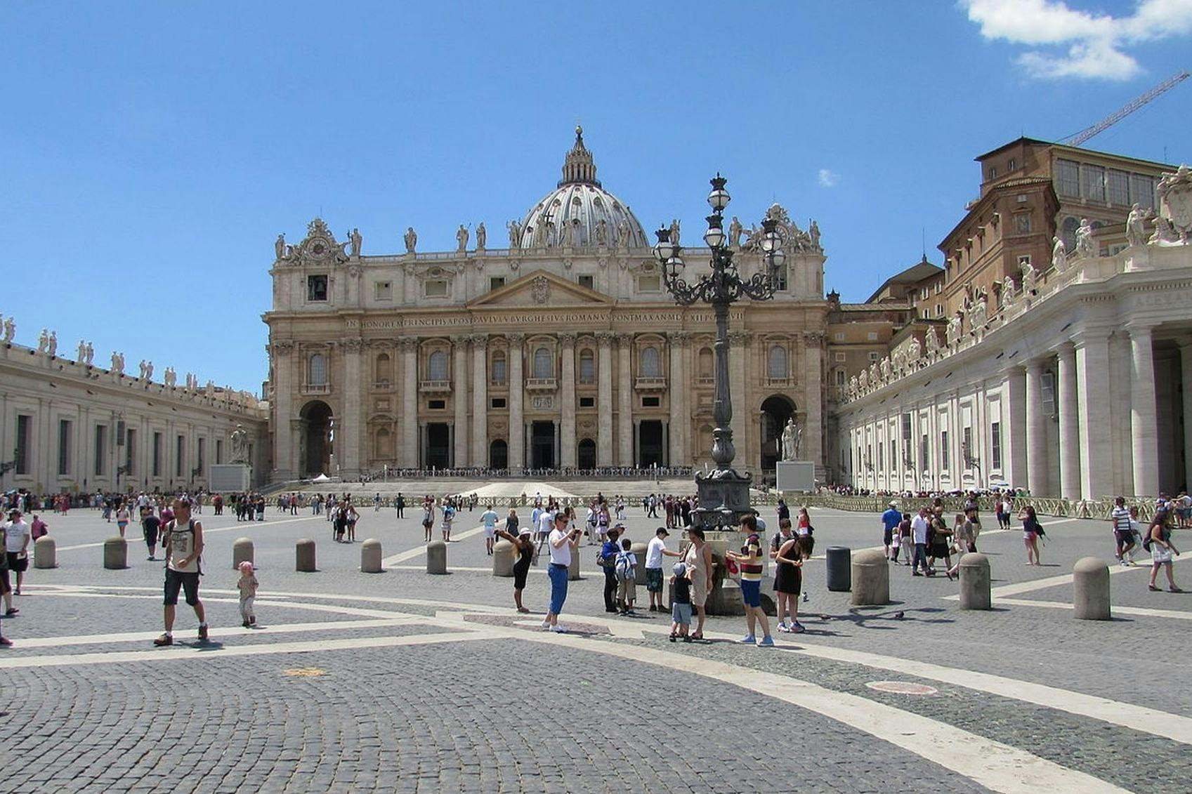 Vatican Museum & St. Peter's Square: Guided Tour - Photo 1 of 5