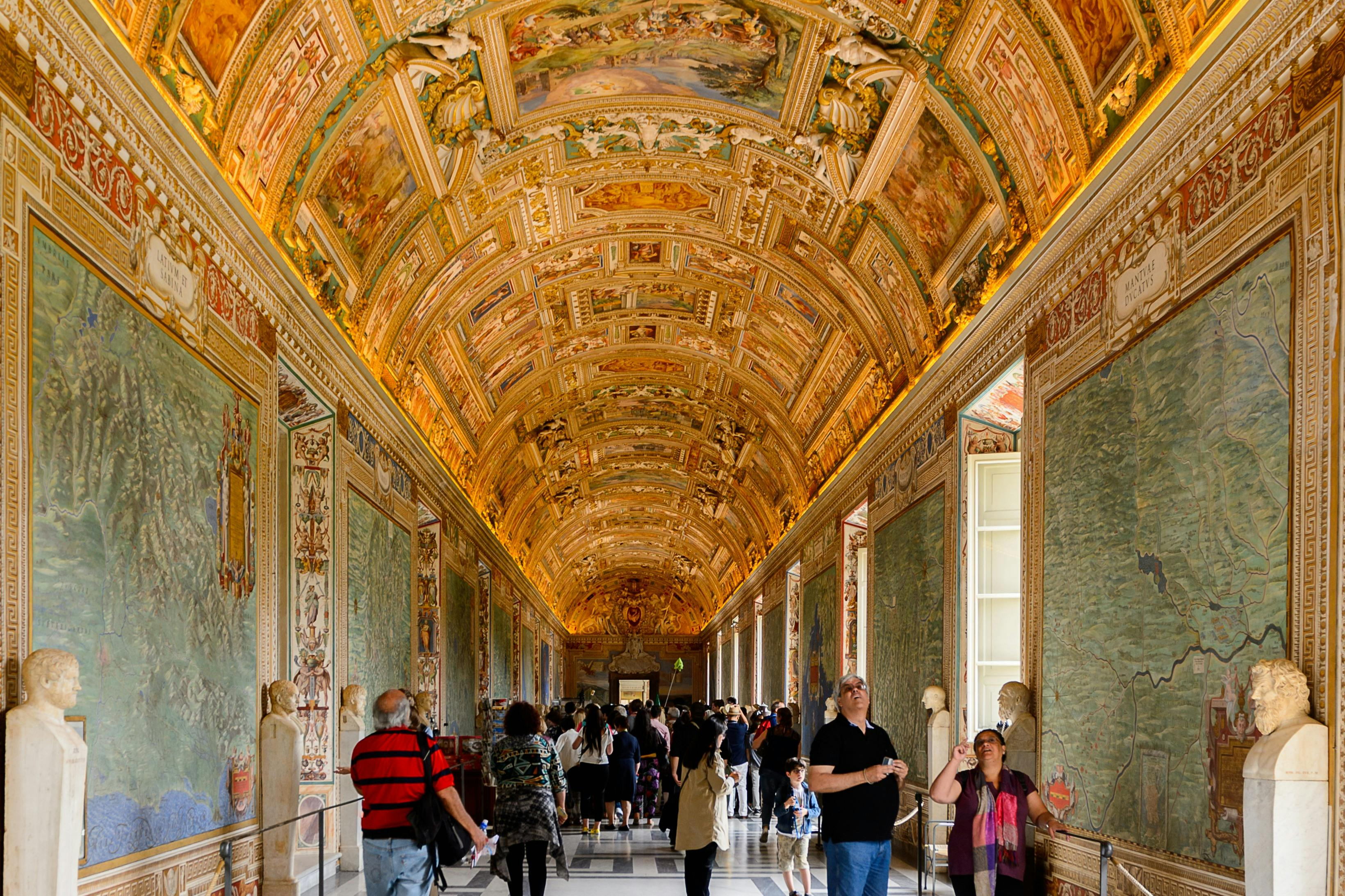Vatican Museums & St. Peter's Basilica: Fast Track Ticket + Guided Tour - Photo 1 of 3