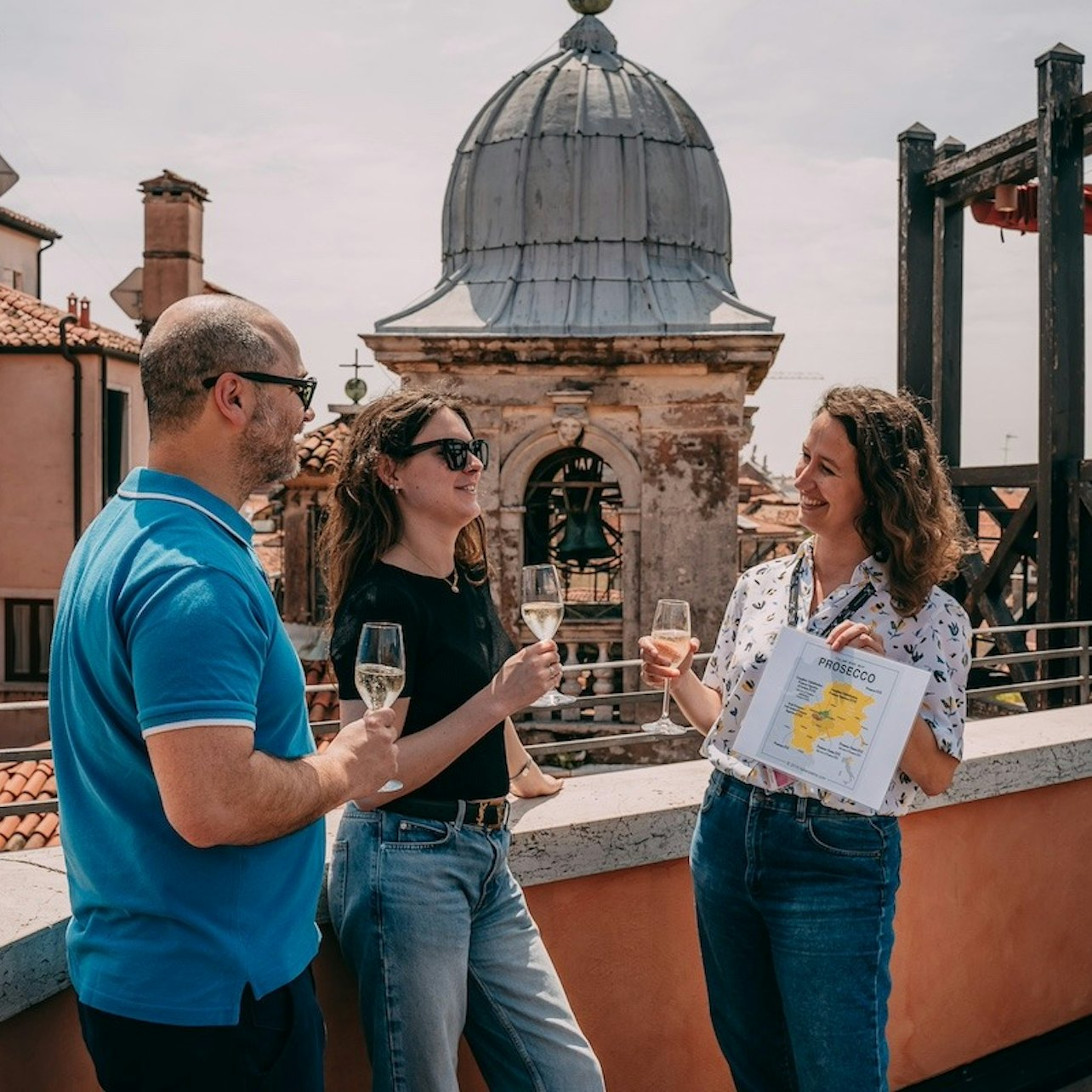 Venice: Guided Hidden Paths & Rooftops Tour + Prosecco Tasting - Photo 1 of 7