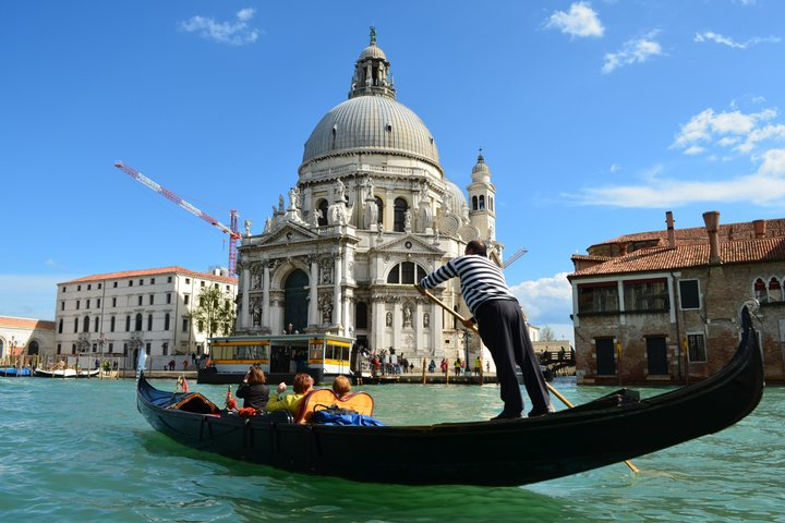 Private 3 hrs Venice Tour: St Mark's, Walking tour & Gondola - Photo 1 of 17