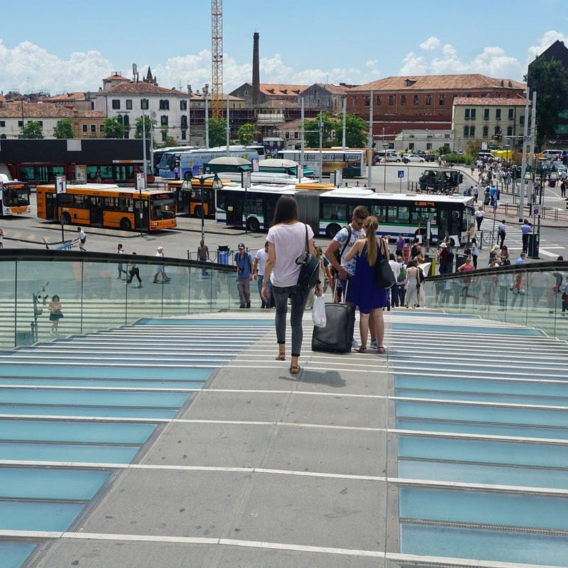 Venice: Shuttle Bus Transfer from Venice to Treviso Canova Airport - Photo 1 of 3