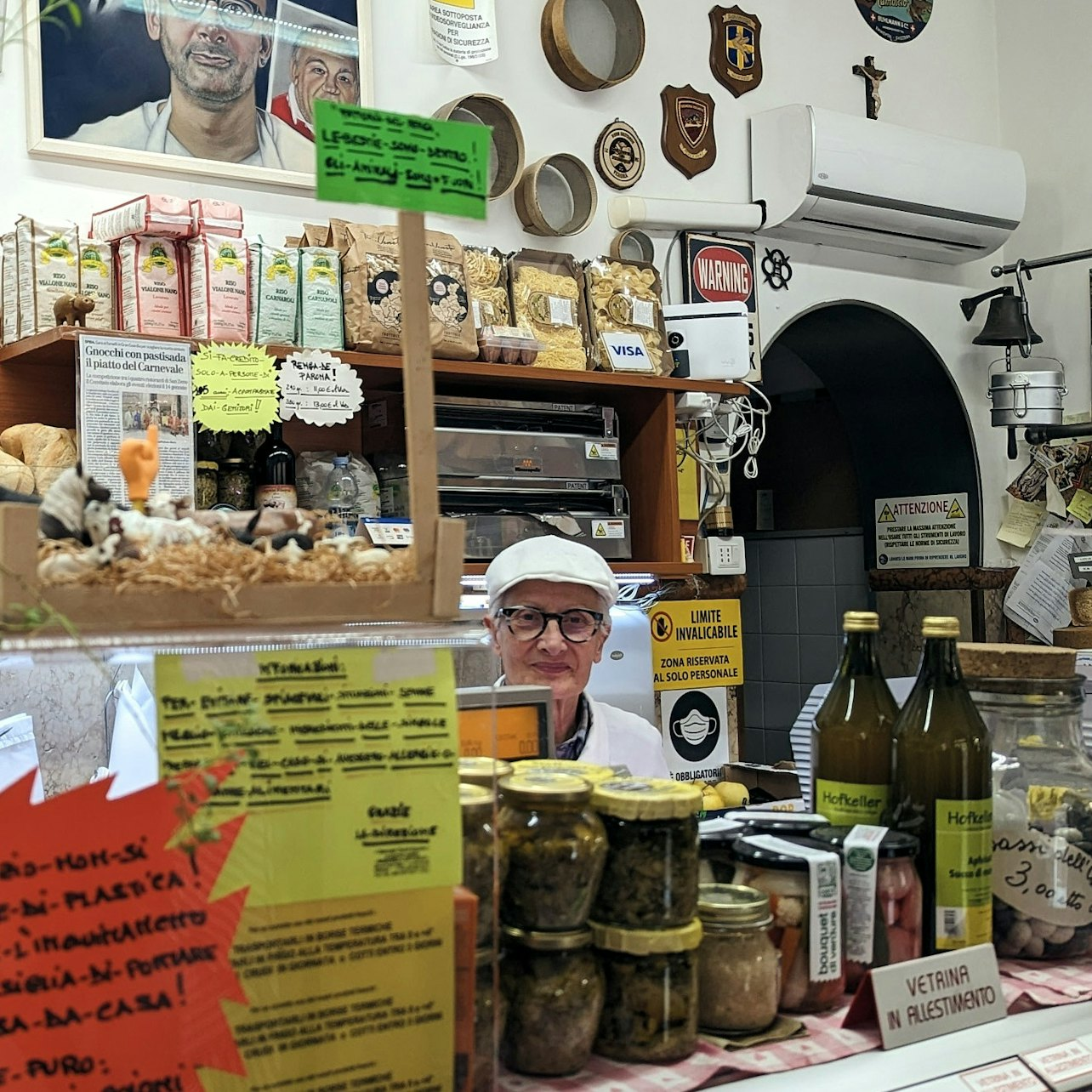 Verona: Guided Food Tour - Photo 1 of 15